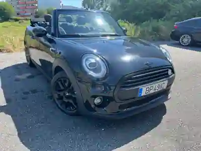 MINI Cabrio 2020 - 18400 EUR, 133000 km - AUTO.MOTO.pt - 133000km - foto 5 de 20