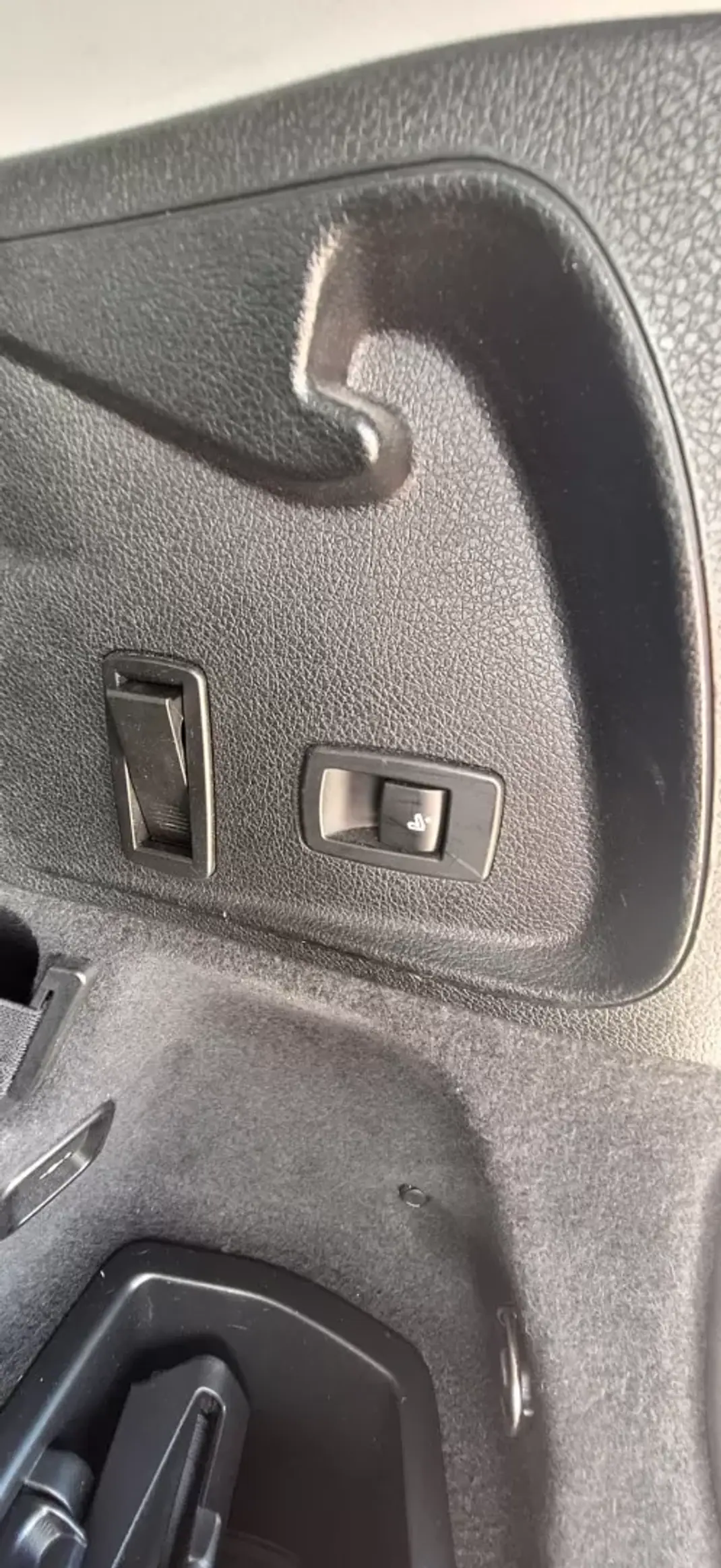 BMW 216 Gran Tourer 2018 - 12950 EUR, 199000 km - AUTO.MOTO.pt - 199000km - foto 19 de 23