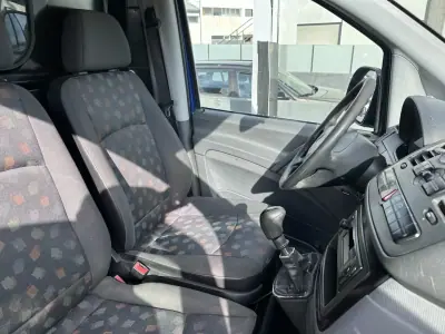 Mercedes-Benz VITO 111 CDI -LONGA 2005 - 6250 EUR, 400000 km - AUTO.MOTO.pt - 400000km - foto 22 de 25