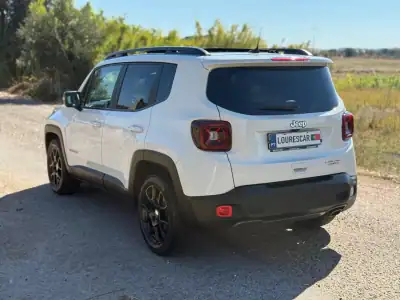 Jeep Renegade 2019 - 15995 EUR, 105000 km - AUTO.MOTO.pt - 105000km - foto 19 de 34