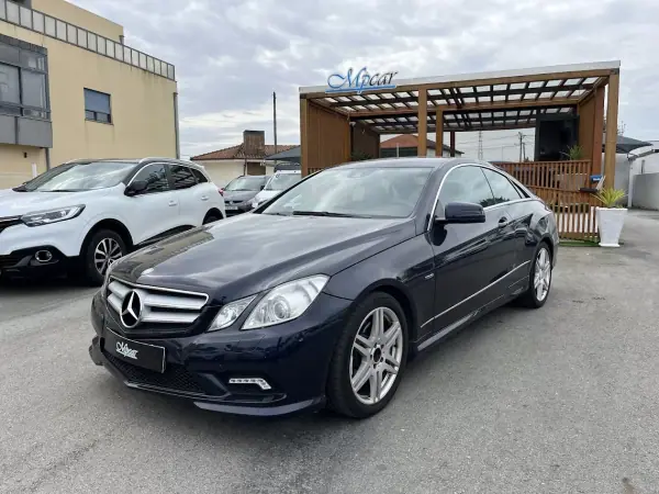 Mercedes-Benz E 250 2010 - 15950 EUR, 324000 km - AUTO.MOTO.pt - 324000km - foto 28 de 28