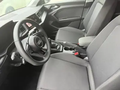 Audi A1 Sportback 2025 - 26750 EUR, 956 km - AUTO.MOTO.pt - 956km - foto 19 de 37