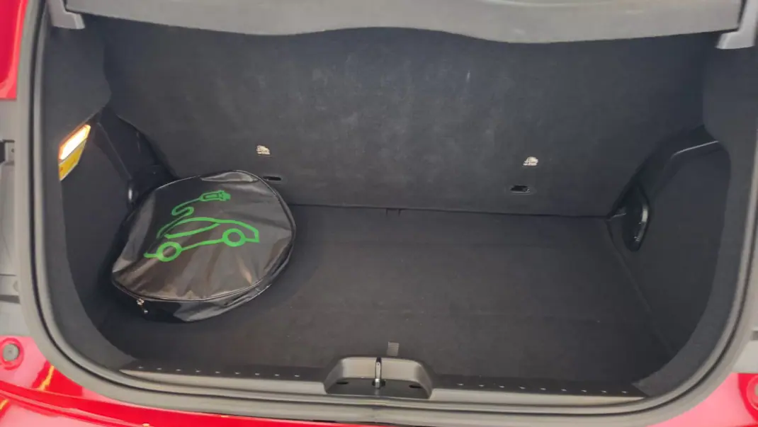 Fiat 500e 2023 - 16500 EUR, 19050 km - 19050km - foto 22 de 54