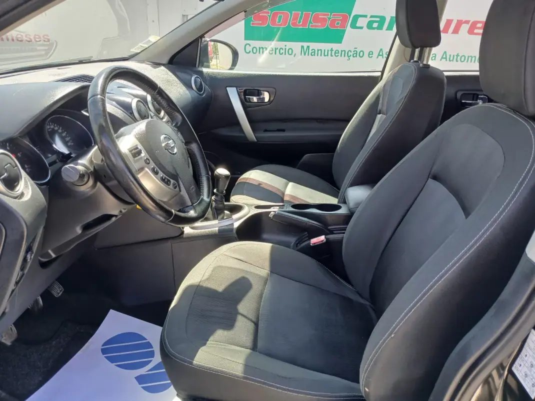 Nissan Qashqai 2011 - 8950 EUR, 149043 km - AUTO.MOTO.pt - 149043km - foto 14 de 26
