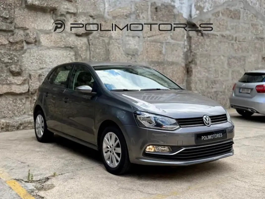 Volkswagen Polo 2017 - 13750 EUR, 50010 km - 50010km - foto 3 de 16