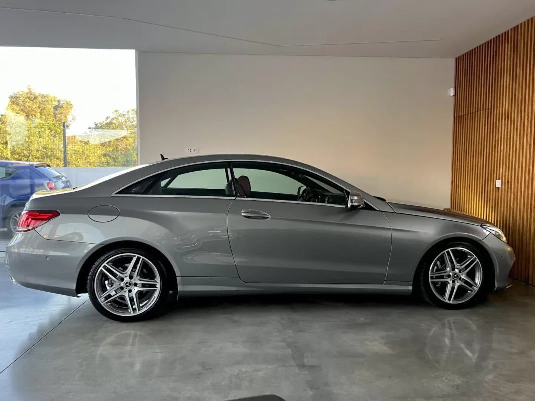 Mercedes-Benz E 220 2015 - 24999 EUR, 161900 km - AUTO.MOTO.pt - 161900km - foto 63 de 135