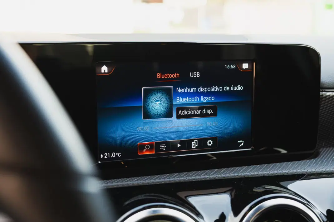 Mercedes-Benz A 250 2022 - 25000 EUR, 124440 km - AUTO.MOTO.pt - 124440km - foto 13 de 24