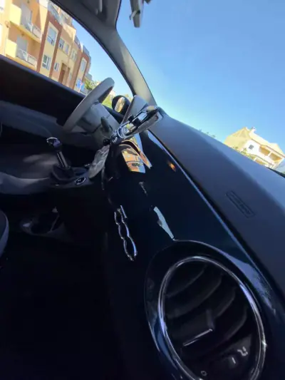 Fiat 500 2017 - 11980 EUR, 42000 km - AUTO.MOTO.pt - 42000km - foto 12 de 15