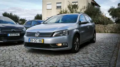 Volkswagen Passat 2013 - 10950 EUR, 215000 km - AUTO.MOTO.pt - 215000km - foto 2 de 10