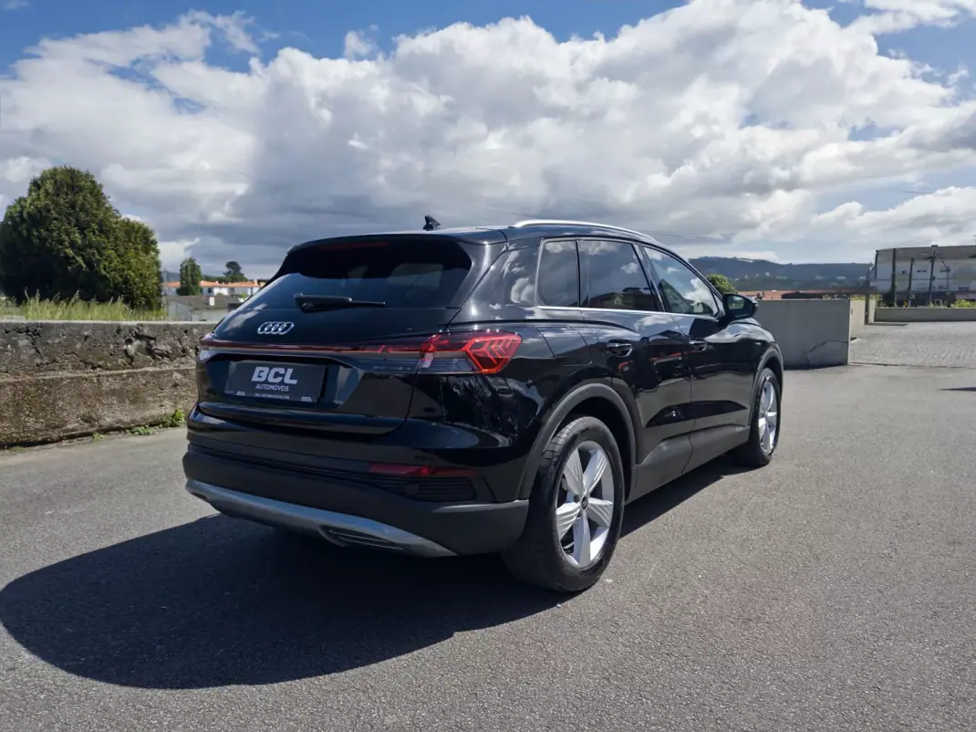 Audi Q4 e-tron 2022 - 36990 EUR, 56000 km - AUTO.MOTO.pt - 56000km - foto 7 de 63