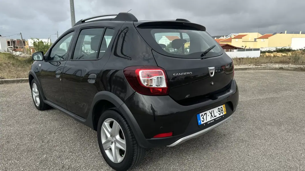 Dacia Sandero 2014 - 6900 EUR, 230000 km - 230000km - foto 15 de 22