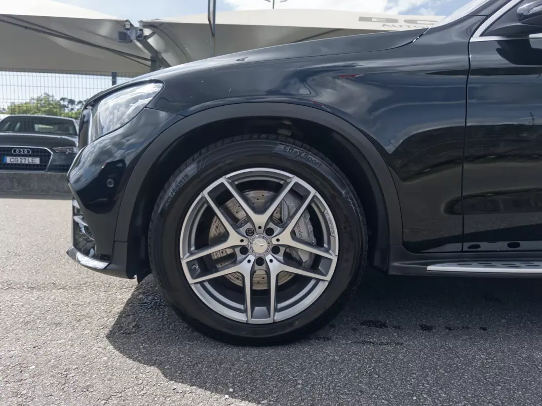 Mercedes-Benz GLC 220 2016 - 37990 EUR, 180000 km - AUTO.MOTO.pt - 180000km - foto 10 de 45
