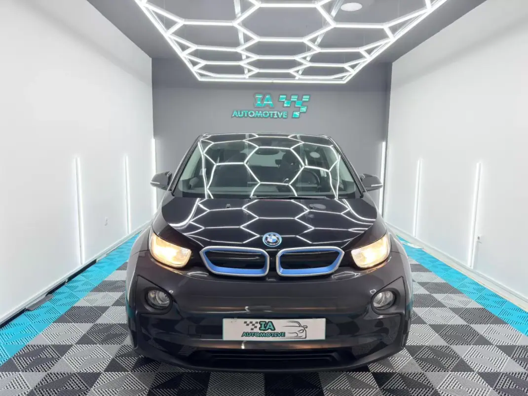 BMW i3 2014 - 10750 EUR, 118000 km - AUTO.MOTO.pt - 118000km - foto 2 de 23