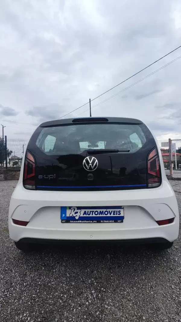 Volkswagen e-Up! 2020 - 11998 EUR, 0 km - AUTO.MOTO.pt - foto 21 de 23