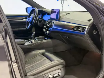 BMW 630 Gran Turismo 2021 - 28750 EUR, 226000 km - 226000km - foto 9 de 29