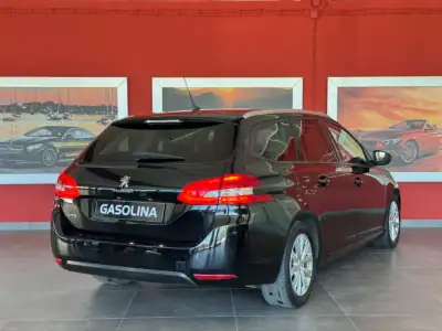 Peugeot 308 SW 2018 - 13500 EUR, 49820 km - AUTO.MOTO.pt - 49820km - foto 5 de 18