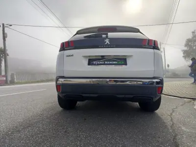 Peugeot 3008 2020 - 19900 EUR, 98000 km - AUTO.MOTO.pt - 98000km - foto 13 de 28