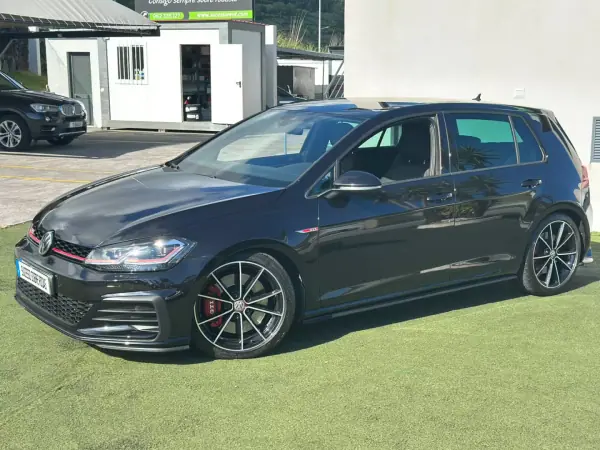Volkswagen Golf 2019 - 31700 EUR, 98053 km - AUTO.MOTO.pt - 98053km - foto 3 de 20