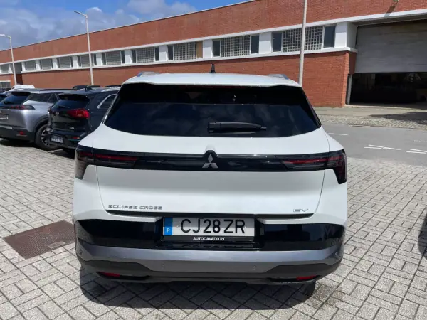 Mitsubishi Eclipse Cross 2026 - 38500 EUR, 995 km - 995km - foto 4 de 18