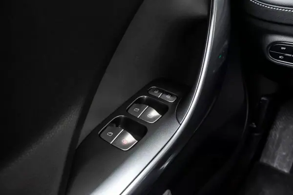 Smart 1 2023 - 26990 EUR, 51252 km - AUTO.MOTO.pt - 51252km - foto 17 de 37