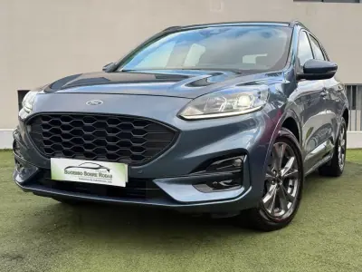 Ford Kuga 2022 - 24990 EUR, 67592 km - AUTO.MOTO.pt - 67592km - foto 2 de 14
