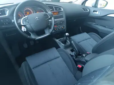 Citroën C4 2015 - 11500 EUR, 53000 km - AUTO.MOTO.pt - 53000km - foto 37 de 37