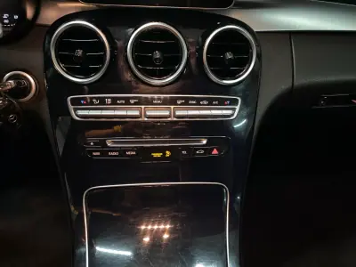 Mercedes-Benz C 180 2016 - 16950 EUR, 227000 km - AUTO.MOTO.pt - 227000km - foto 15 de 20