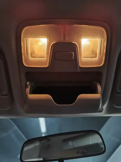 Hyundai ix35 2013 - 9990 EUR, 157000 km - AUTO.MOTO.pt - 157000km - foto 32 de 34