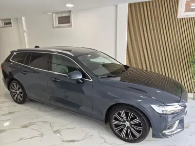 Volvo V60 2021 - 31800 EUR, 74884 km - AUTO.MOTO.pt - 74884km - foto 2 de 34