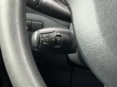 Peugeot Partner 1.6 BlueHdi 3 Lug 2018 - 9800 EUR, 200000 km - AUTO.MOTO.pt - 200000km - foto 14 de 20
