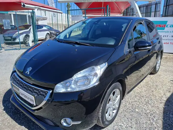 Peugeot 208 1.2 VTi Active 2014 Petrol