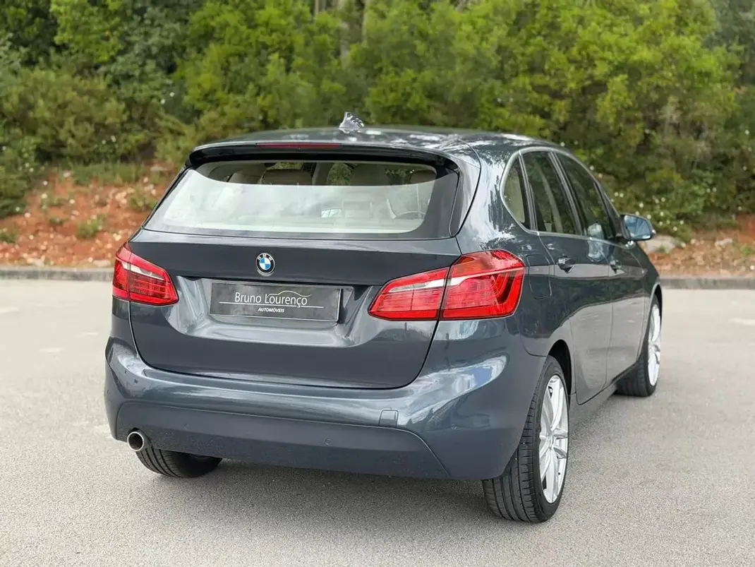 BMW 216 Active Tourer 2015 - 12900 EUR, 155761 km - AUTO.MOTO.pt - 155761km - foto 4 de 27