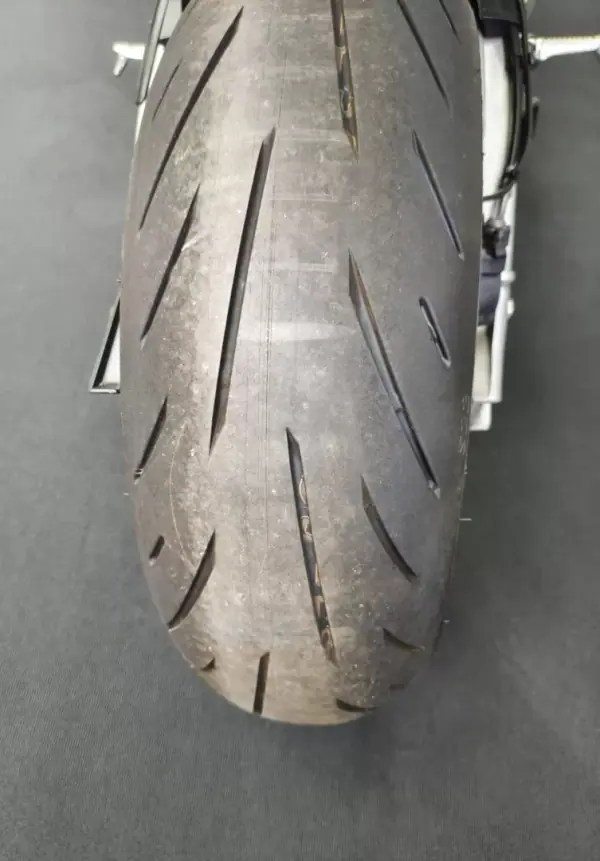 BMW S 1000 RR 2011 - 10500 EUR, 63000 km - AUTO.MOTO.pt - 63000km - foto 13 de 29