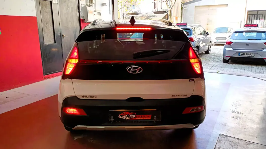 Hyundai Bayon 2023 - 17890 EUR, 48651 km - AUTO.MOTO.pt - 48651km - foto 7 de 61