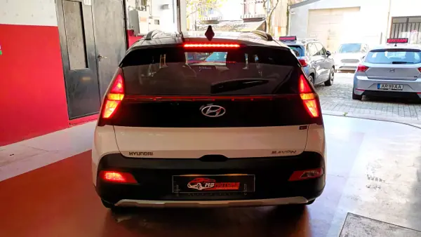 Hyundai Bayon 2023 - 17890 EUR, 48651 km - AUTO.MOTO.pt - 48651km - foto 7 de 61