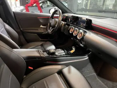 Mercedes-Benz CLA 180 2020 - 26600 EUR, 94040 km - AUTO.MOTO.pt - 94040km - foto 11 de 24