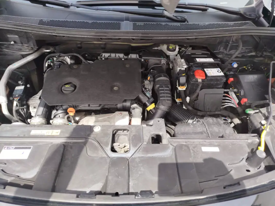 Peugeot 3008 2021 - 23750 EUR, 108107 km - AUTO.MOTO.pt - 108107km - foto 18 de 22