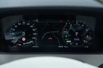 Land Rover Range Rover Velar 2021 - 54950 EUR, 46000 km - AUTO.MOTO.pt - 46000km - foto 27 de 53