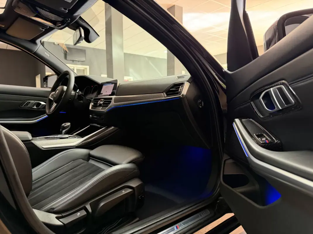 BMW 320 2019 - 26990 EUR, 179874 km - AUTO.MOTO.pt - 179874km - foto 11 de 20