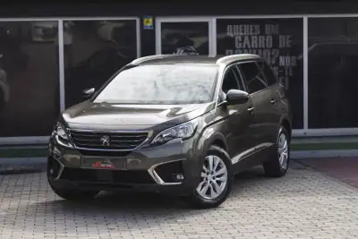 Peugeot 5008 2019 - 18900 EUR, 148184 km - AUTO.MOTO.pt - 148184km - foto 9 de 28