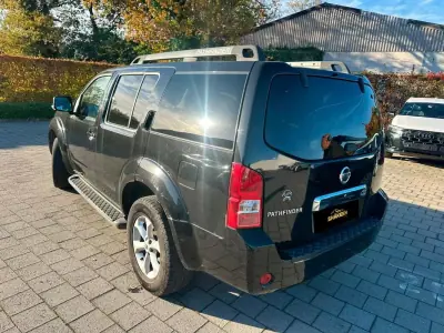 Nissan Pathfinder 2008 - 16900 EUR, 345798 km - AUTO.MOTO.pt - 345798km - foto 6 de 15