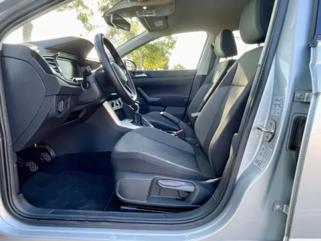 Volkswagen Taigo 2023 - 20980 EUR, 43950 km - AUTO.MOTO.pt - 43950km - foto 16 de 23