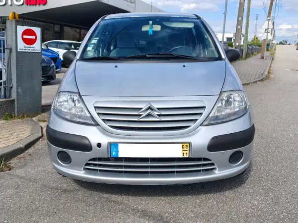Citroën C3 2003 - 4500 EUR, 279000 km - AUTO.MOTO.pt - 279000km - foto 2 de 13