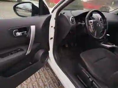 Nissan Qashqai 2011 - 12000 EUR, 101293 km - AUTO.MOTO.pt - 101293km - foto 14 de 15