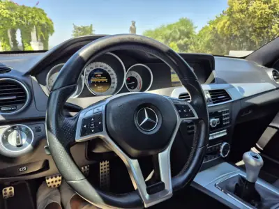 Mercedes-Benz C 220 2012 - 14900 EUR, 290081 km - AUTO.MOTO.pt - 290081km - foto 16 de 36