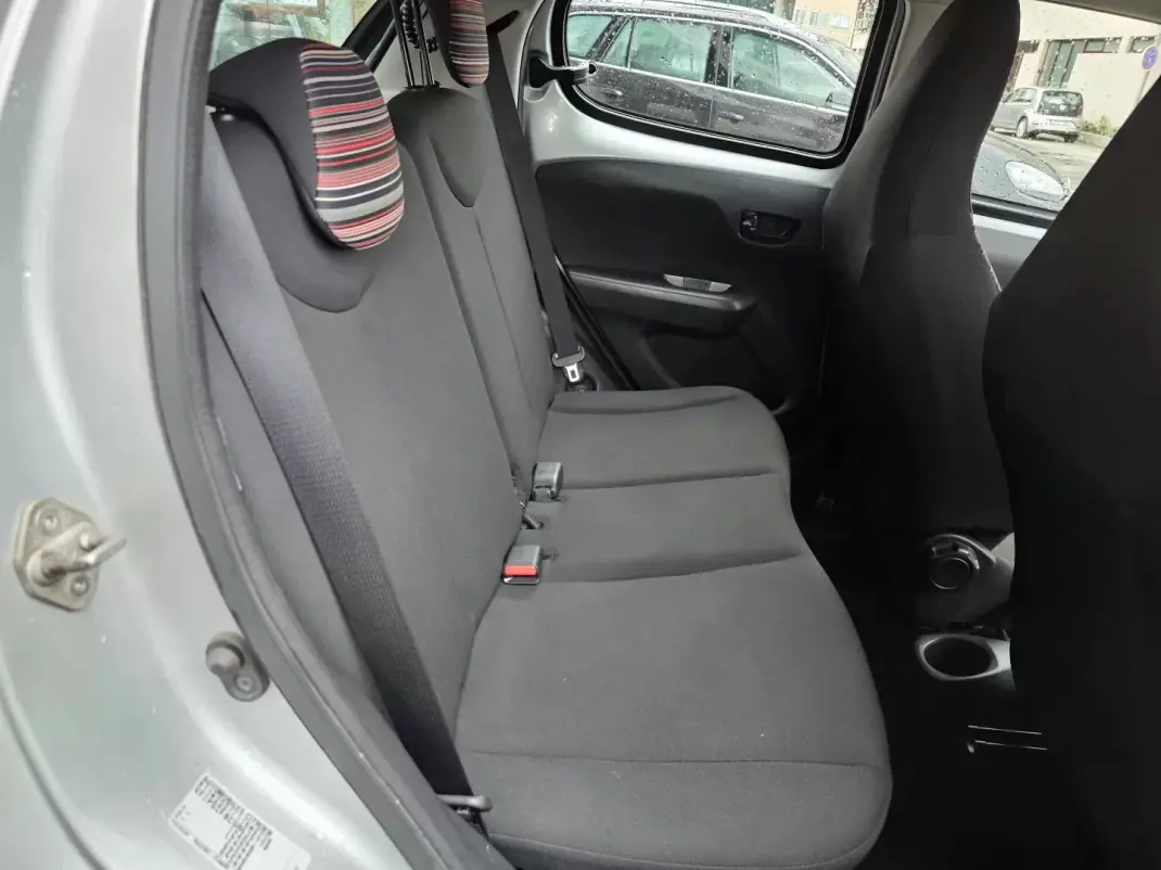 Citroën C1 2017 - 7450 EUR, 65000 km - AUTO.MOTO.pt - 65000km - foto 9 de 9