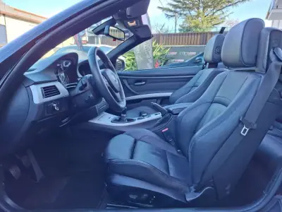 BMW 320 2010 - 15900 EUR, 220000 km - AUTO.MOTO.pt - 220000km - foto 19 de 42