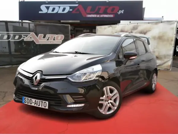 Renault Clio Sport Tourer 2019 - 10600 EUR, 193571 km - AUTO.MOTO.pt - 193571km - foto 2 de 29
