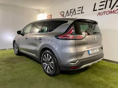 Renault Espace 2019 - 22500 EUR, 179000 km - AUTO.MOTO.pt - 179000km - foto 8 de 41
