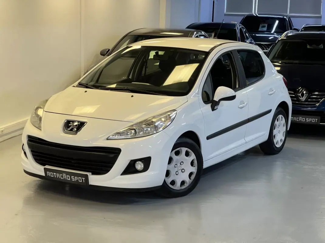 Peugeot 207 2010 - 6990 EUR, 125000 km - 125000km - foto 17 de 27